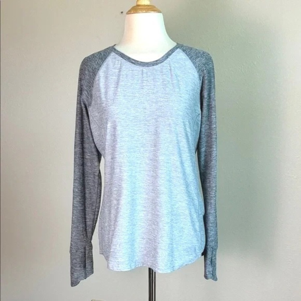 THE NORTH FACE Medium Grey‎ Motivation Long Sleeve Crew Top Gorpcore Athleisure